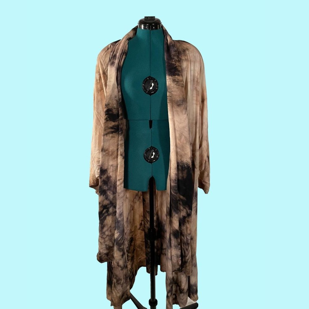 Vintage URU by Kristine St Rrik Robe